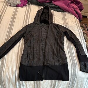 Lululemon Daily Practice Jacket - Size 10